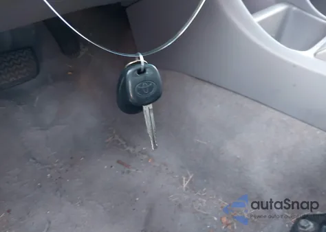 2005 Toyota Tacoma Base V6 z USA, uszkodzony, nr VIN 5TELU42NX5Z036139